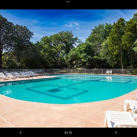 Διαμέρισμα Red Master *