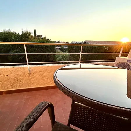 Апартаменти Red Master